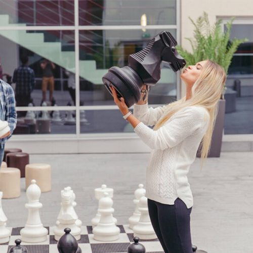 Grande spettacolo di scacchi sulla Bundesplatz e nell’Hotel “Bellevue Palace”
